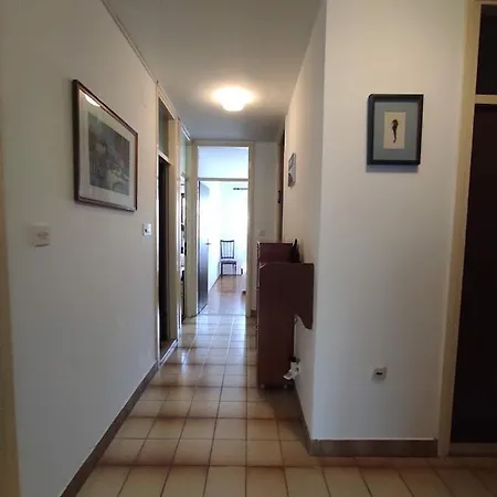 Sea View Apartman *